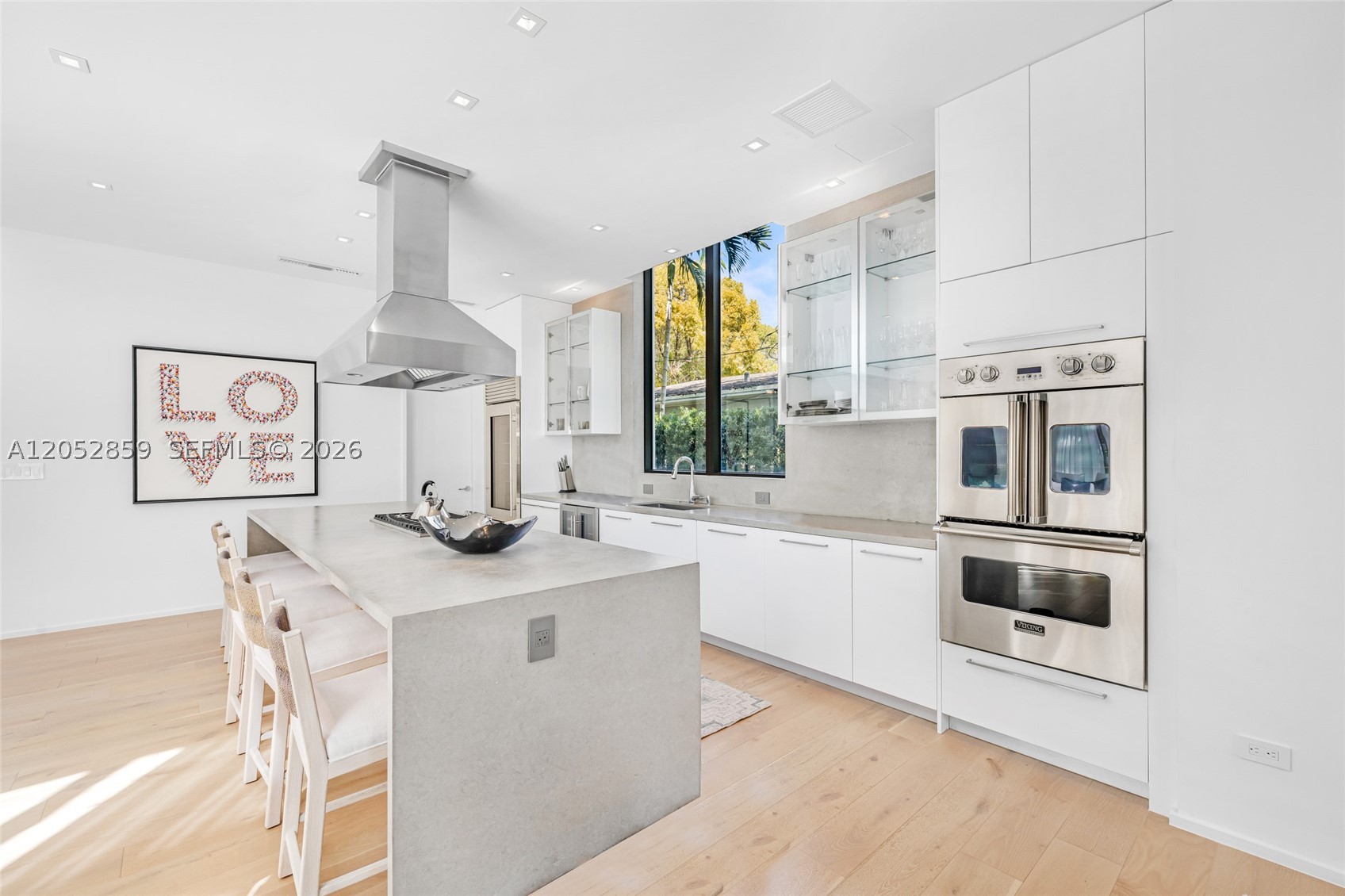 4515 N Michigan Ave, Miami Beach FL 33140
