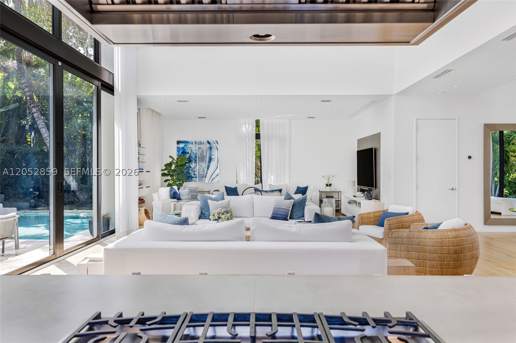 4515 N Michigan Ave, Miami Beach FL 33140