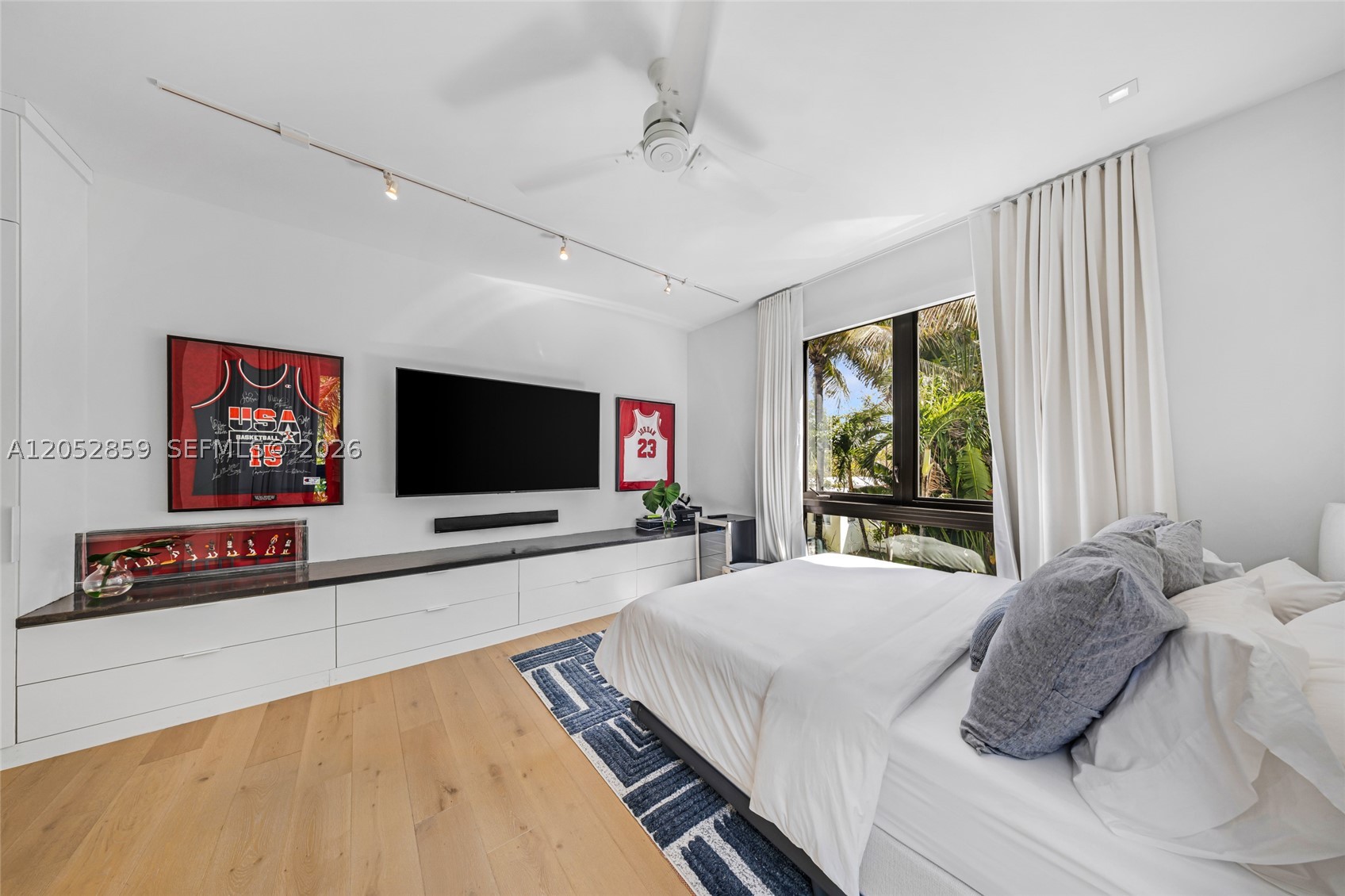 4515 N Michigan Ave, Miami Beach FL 33140