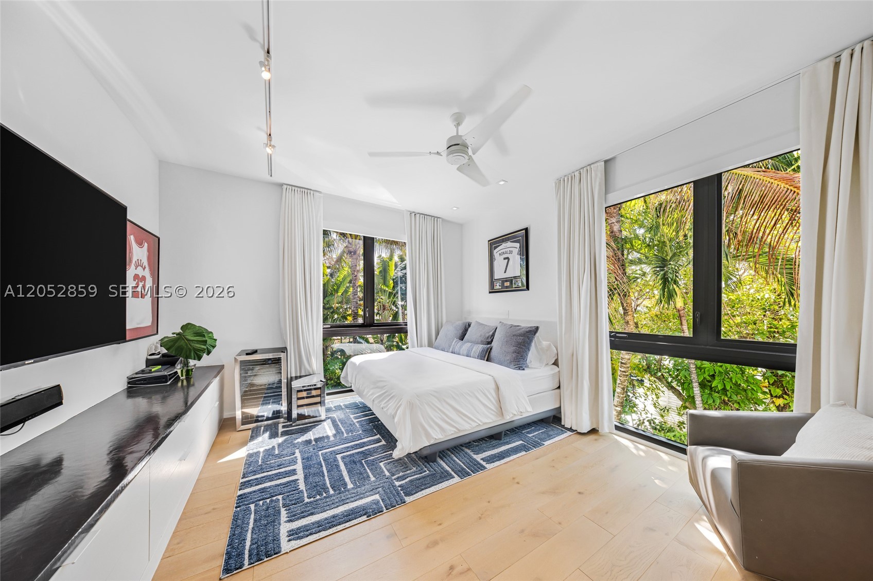 4515 N Michigan Ave, Miami Beach FL 33140