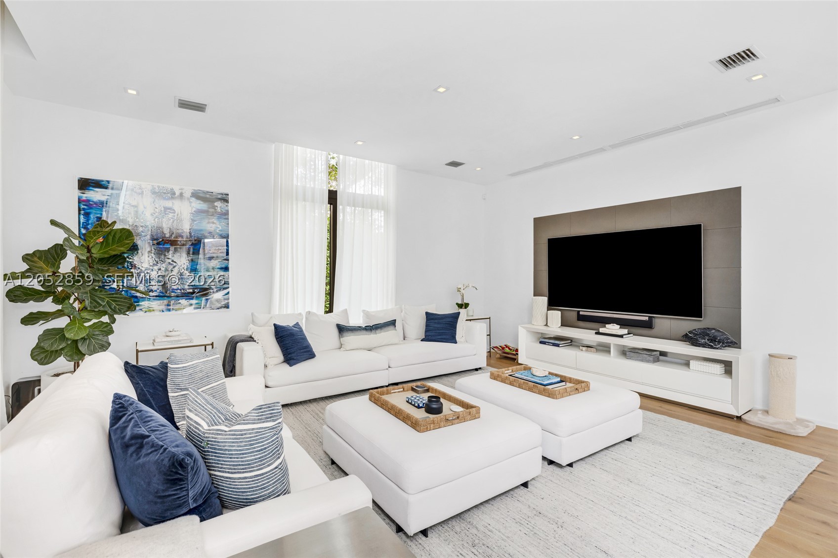 4515 N Michigan Ave, Miami Beach FL 33140
