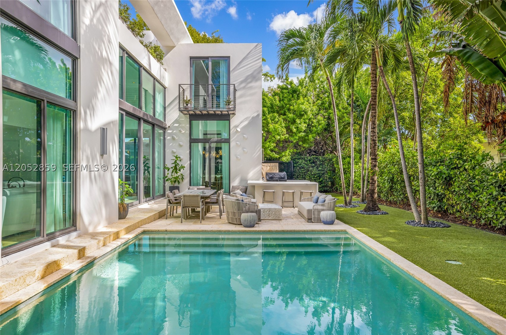 4515 N Michigan Ave, Miami Beach FL 33140