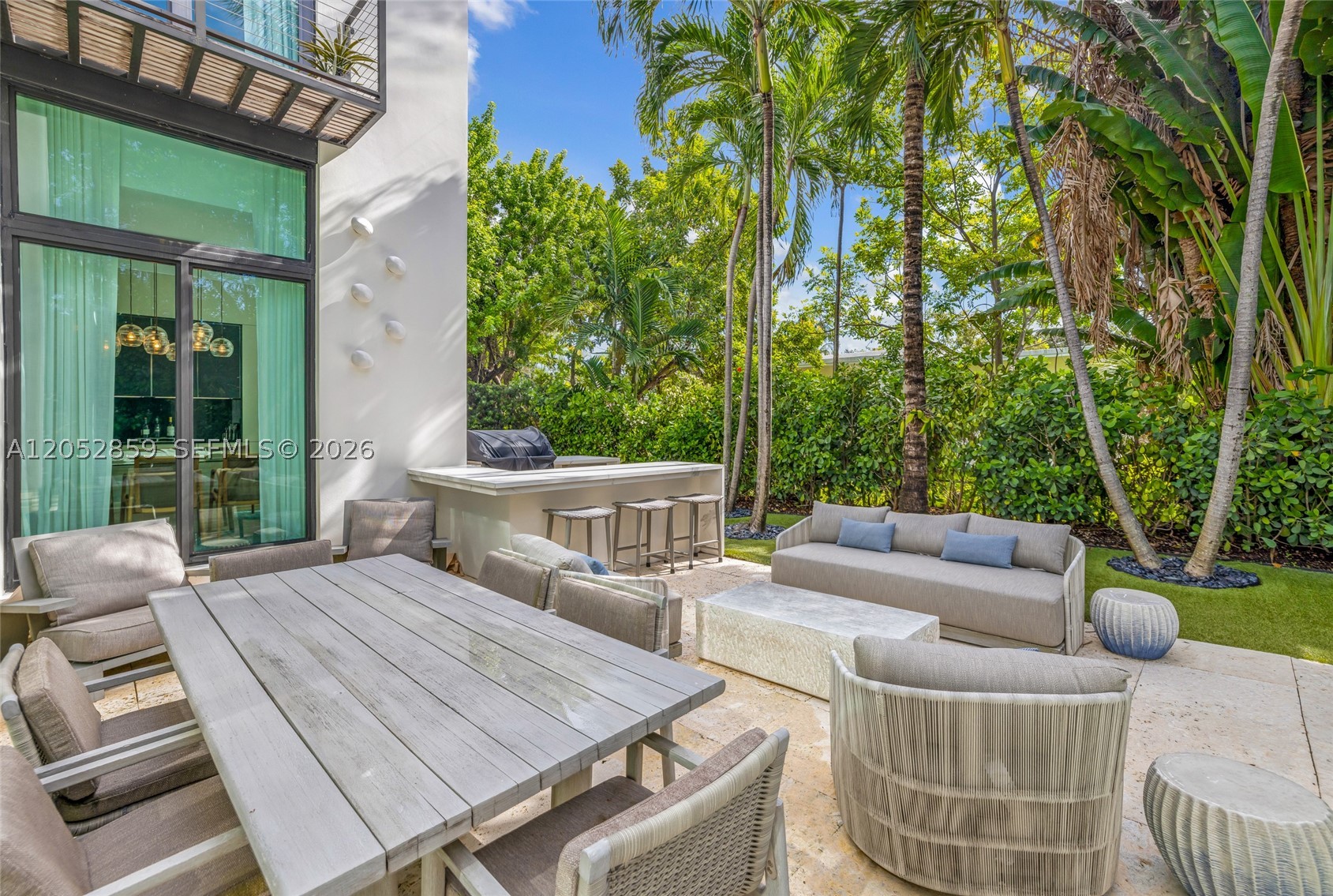 4515 N Michigan Ave, Miami Beach FL 33140