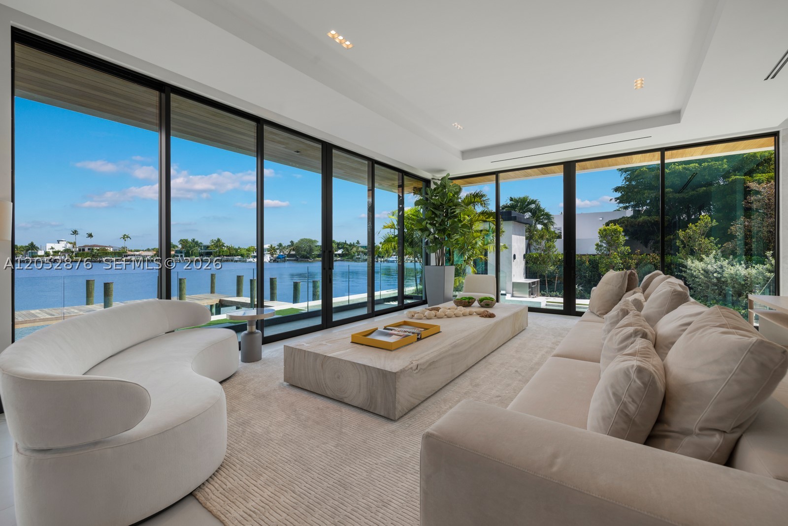 1141 N Biscayne Point Rd, Miami Beach FL 33141