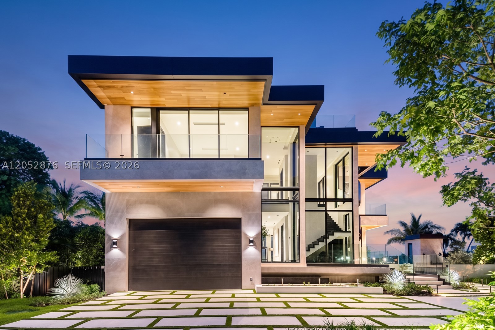 1141 N Biscayne Point Rd, Miami Beach FL 33141