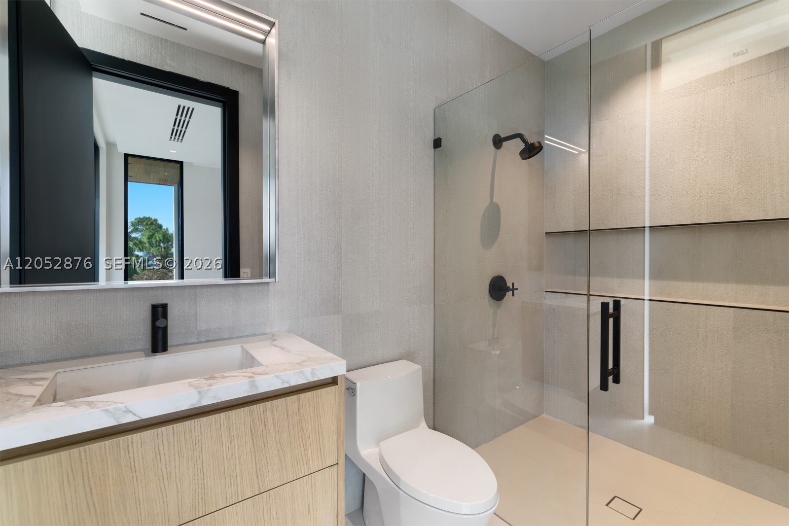 1141 N Biscayne Point Rd, Miami Beach FL 33141
