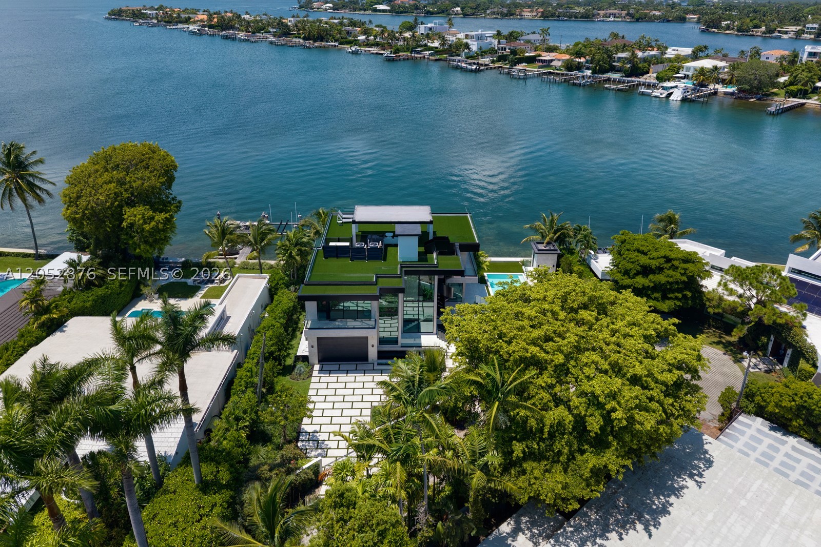 1141 N Biscayne Point Rd, Miami Beach FL 33141