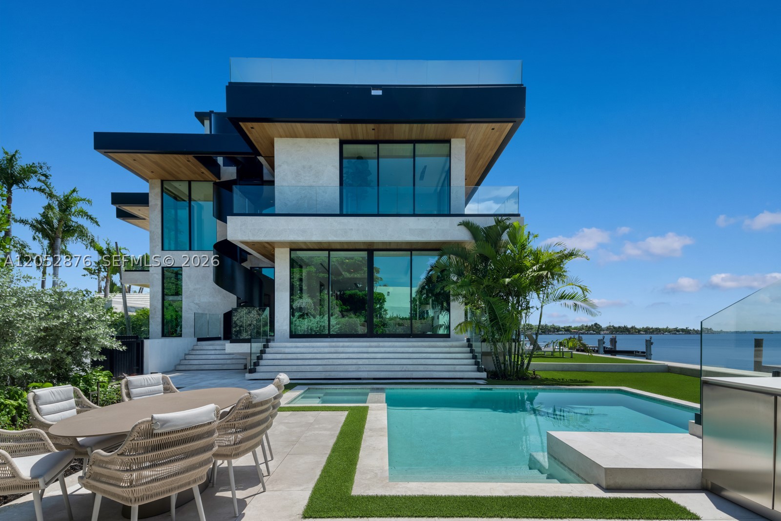 1141 N Biscayne Point Rd, Miami Beach FL 33141