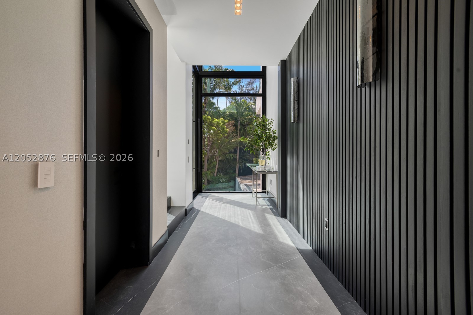 1141 N Biscayne Point Rd, Miami Beach FL 33141