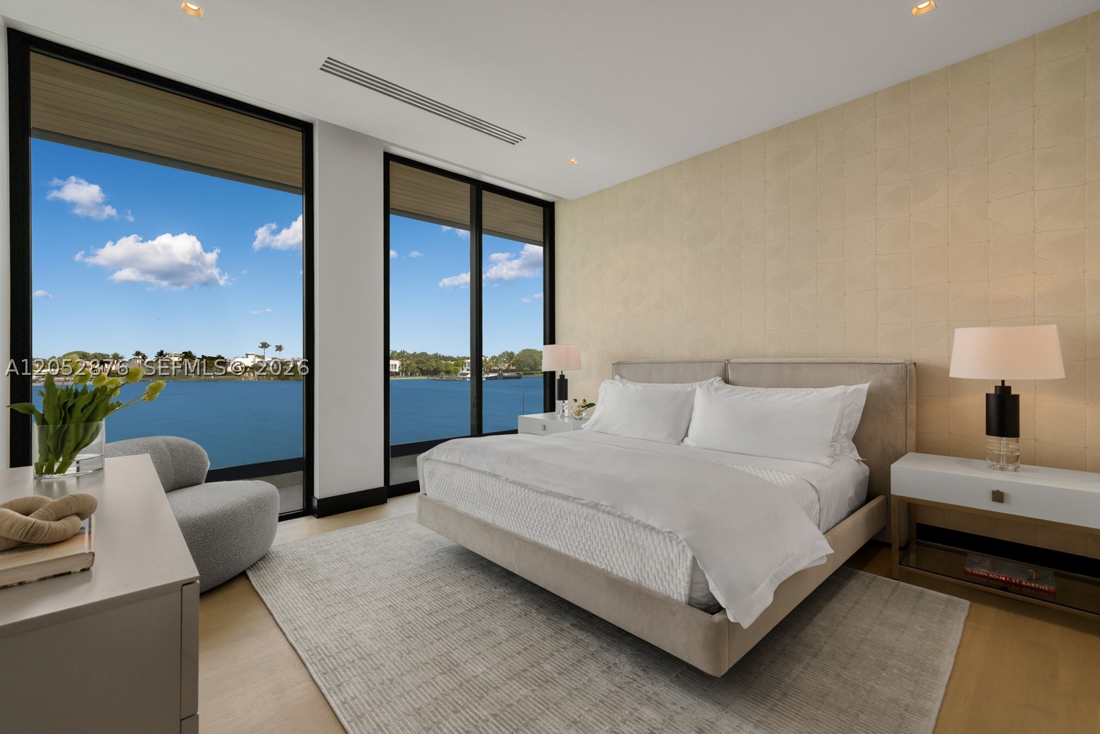 1141 N Biscayne Point Rd, Miami Beach FL 33141
