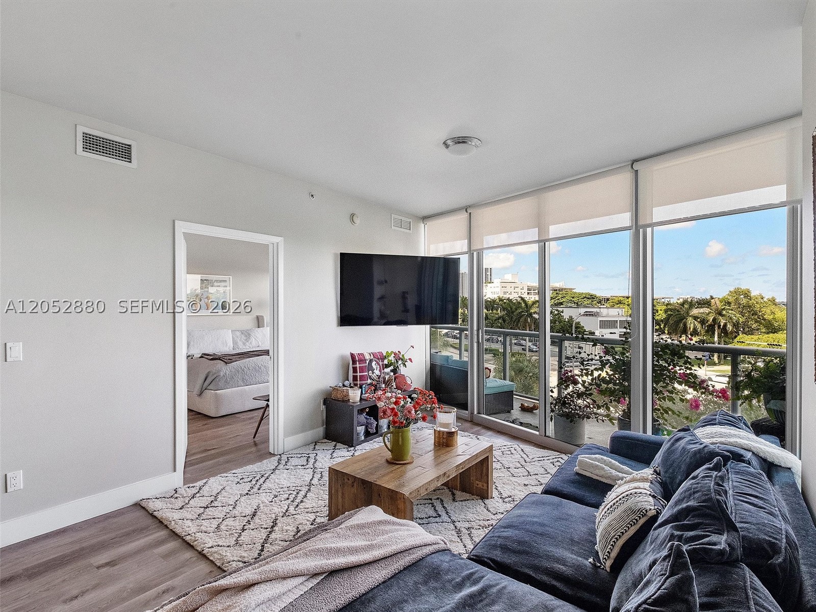 888 Biscayne Blvd #309, Miami FL 33132