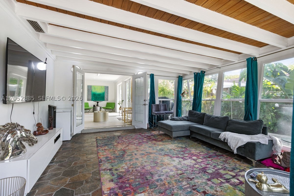 7505 Mutiny Ave, North Bay Village FL 33141