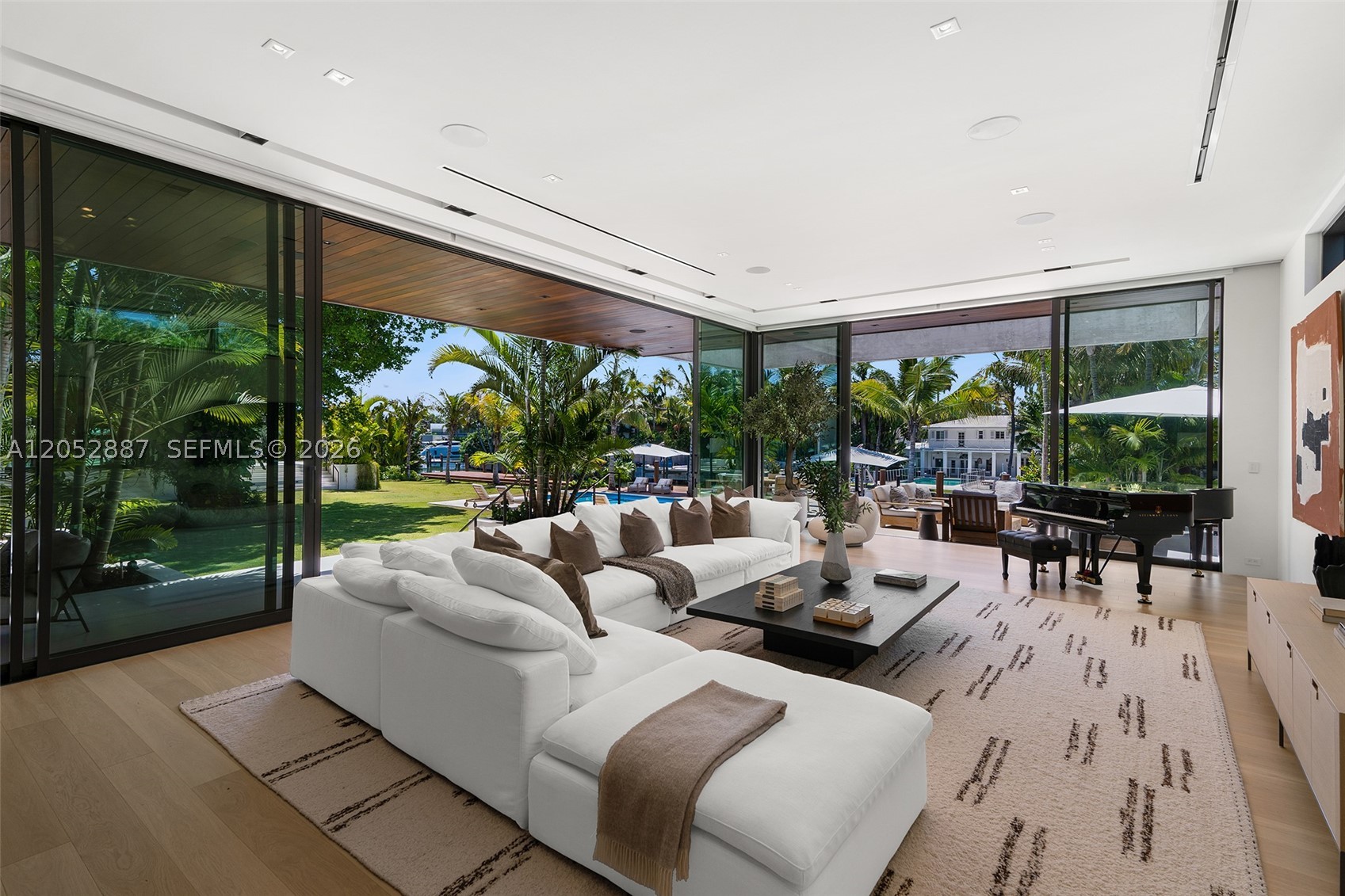 1420 W 23rd St, Miami Beach FL 33140