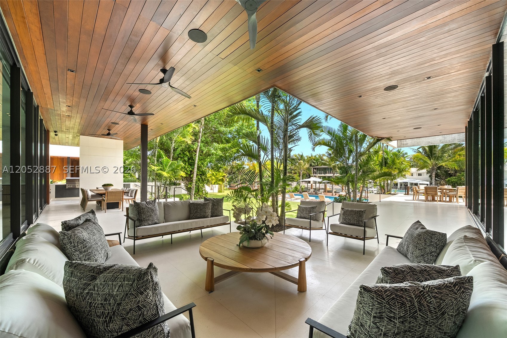 1420 W 23rd St, Miami Beach FL 33140