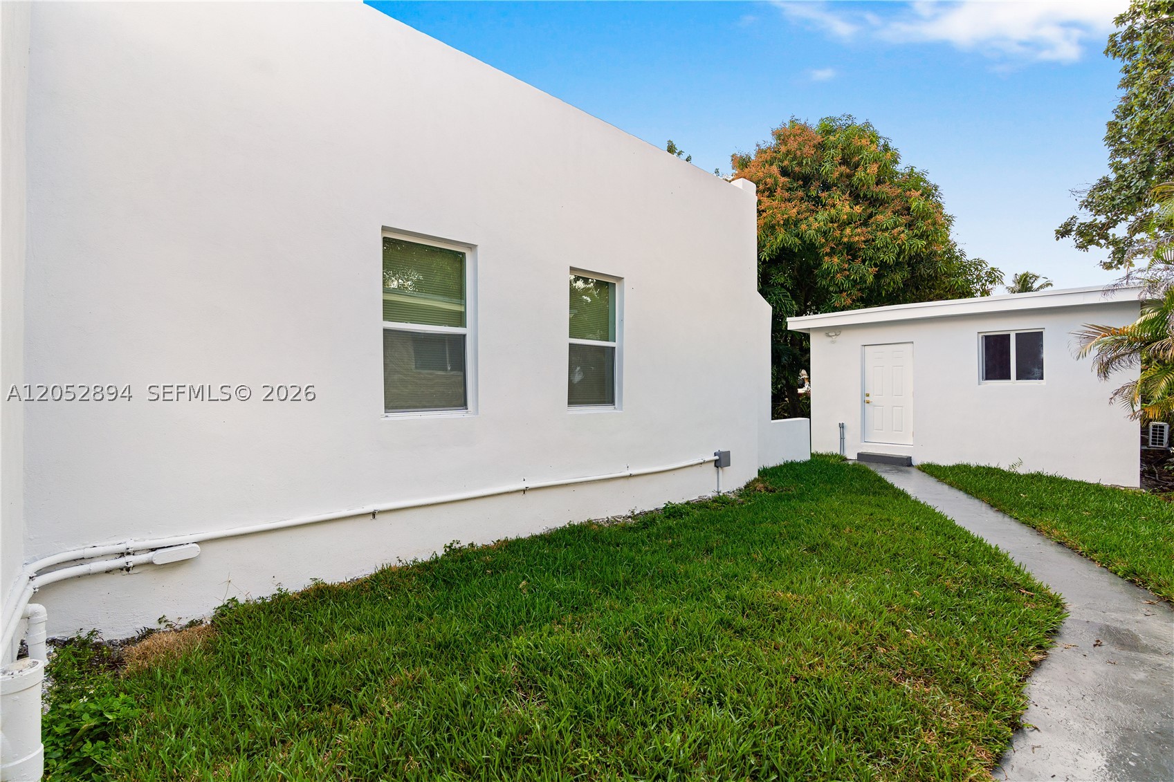 1274 NW 55th Ter, Miami FL 33142