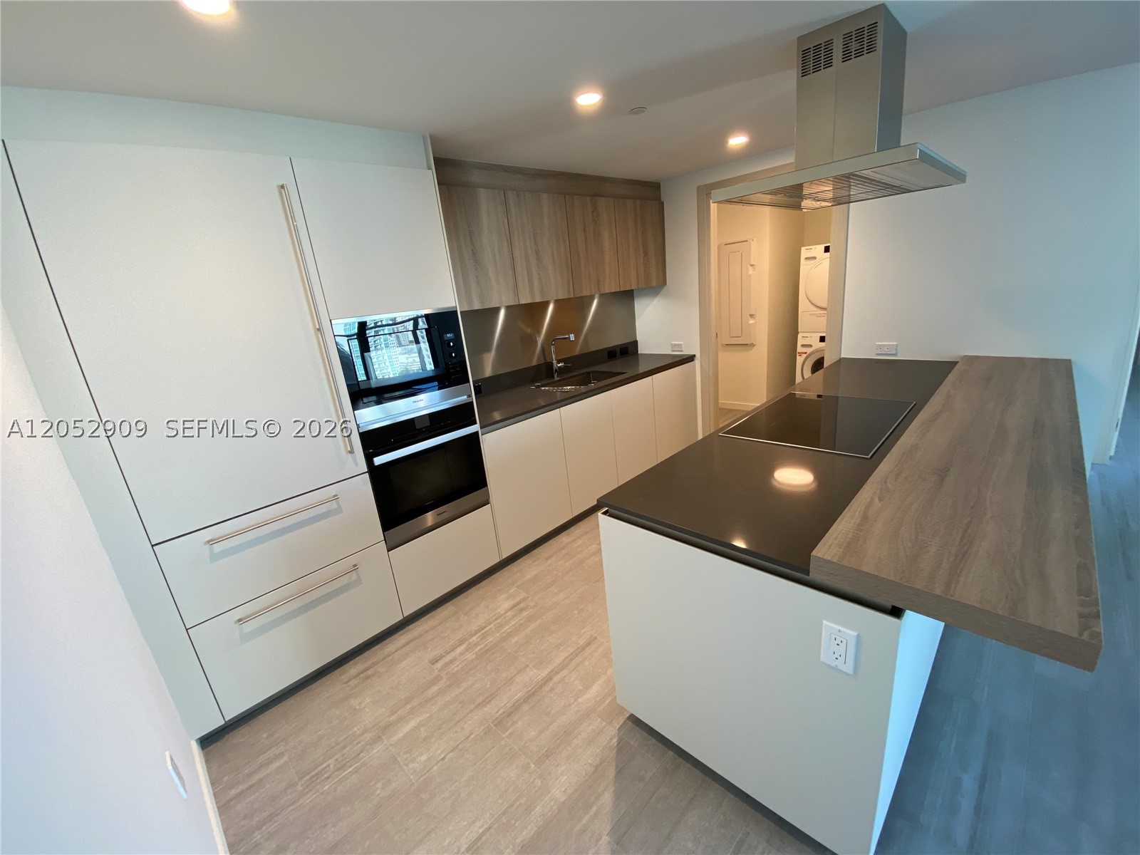 1000 BRICKELL PLAZA #3309, Miami FL 33131