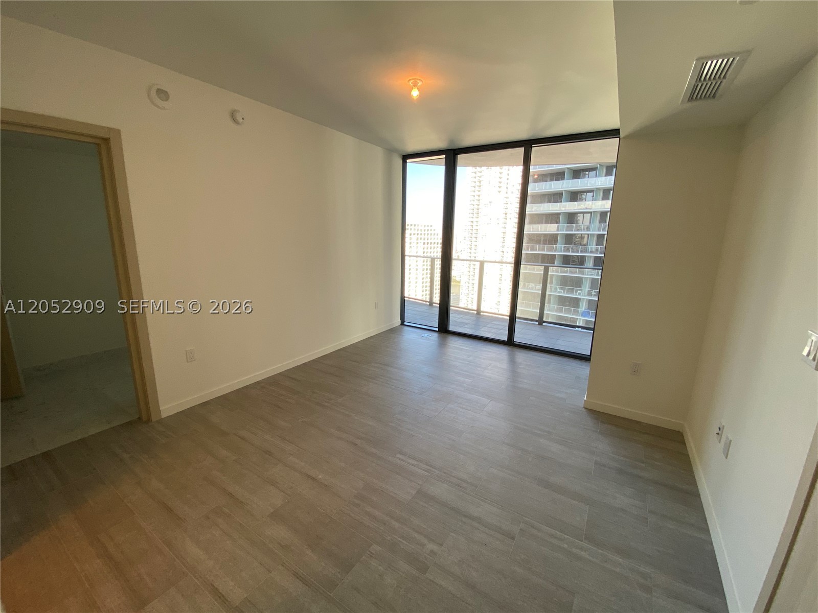 1000 BRICKELL PLAZA #3309, Miami FL 33131