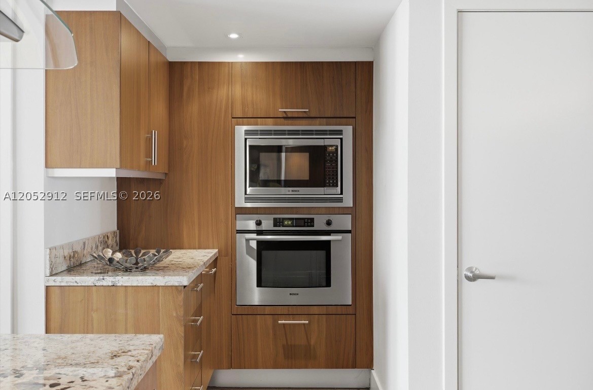 50 Biscayne Blvd #2510, Miami FL 33132
