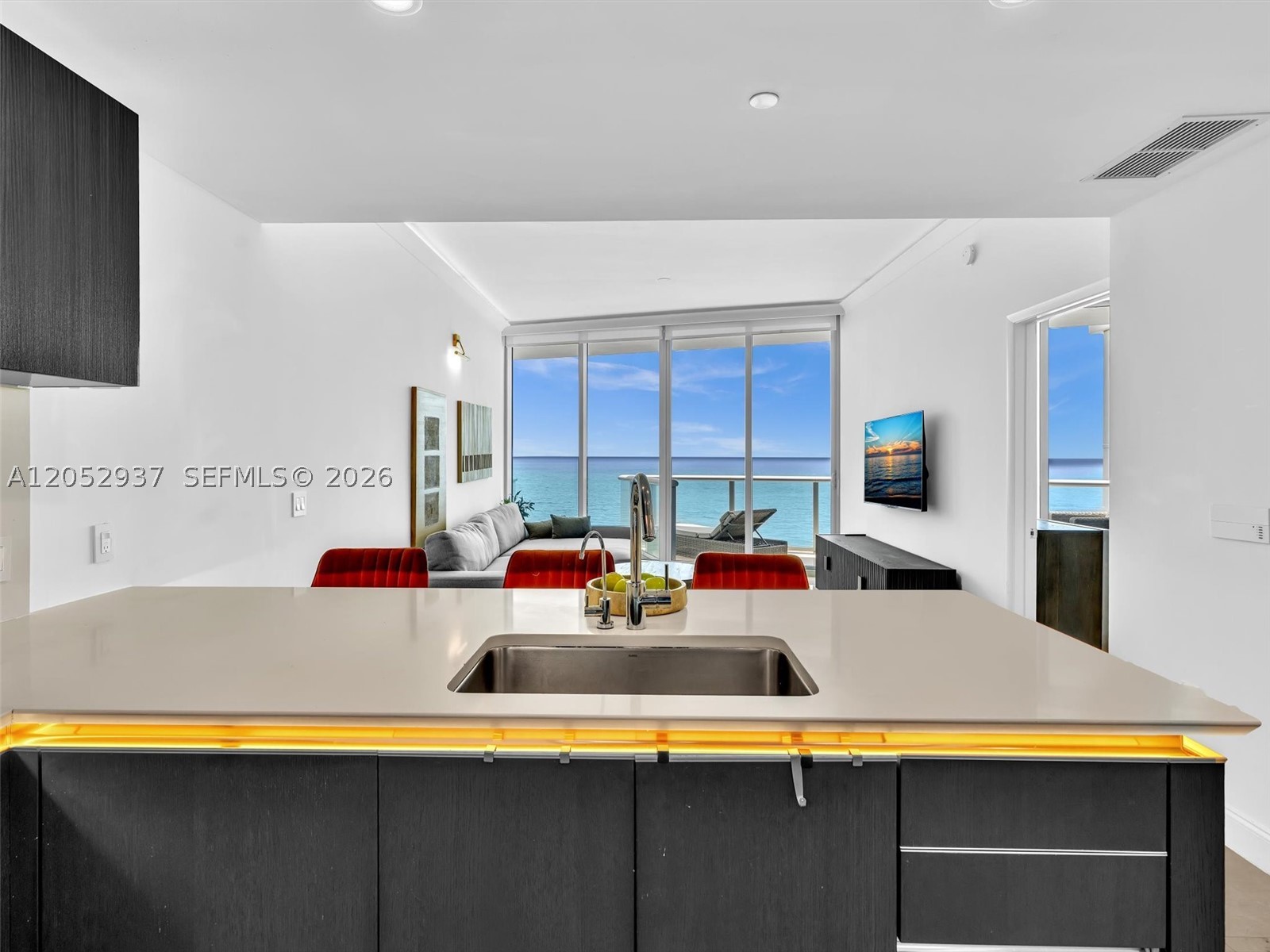 17001 Collins Ave #2106, Sunny Isles Beach FL 33160