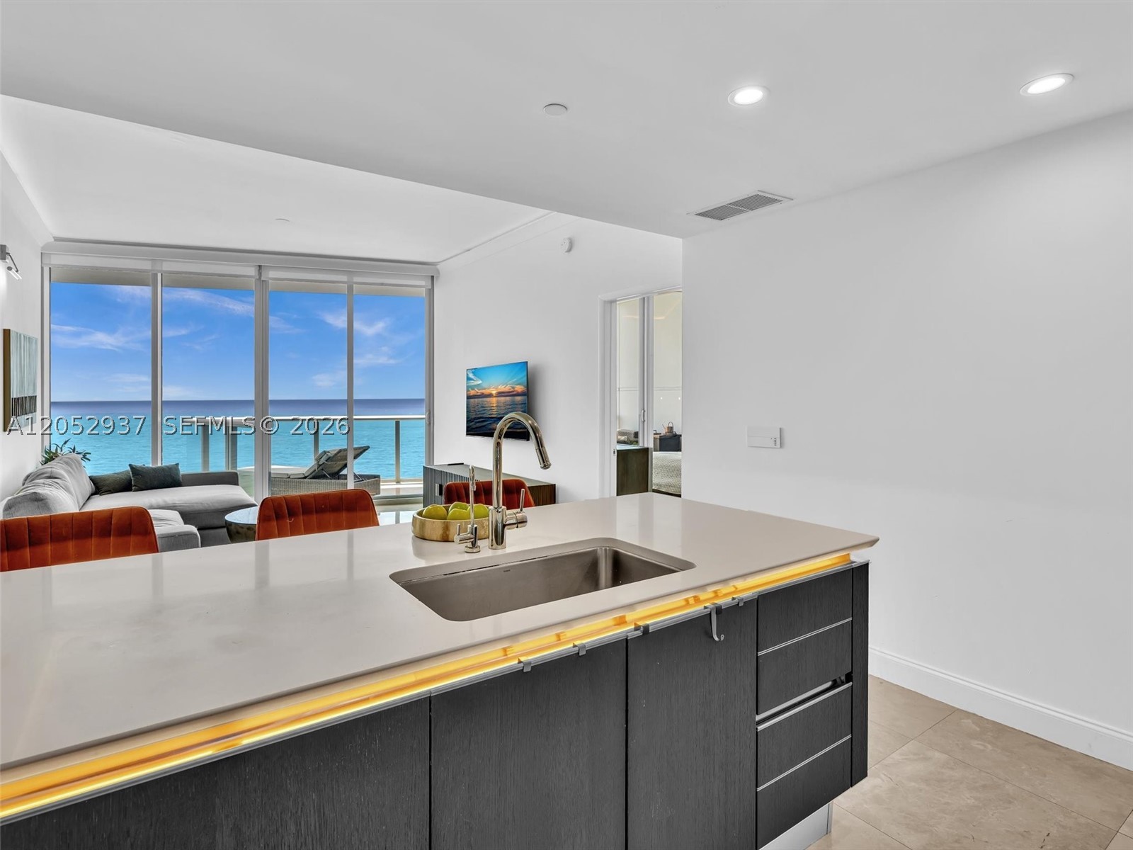 17001 Collins Ave #2106, Sunny Isles Beach FL 33160