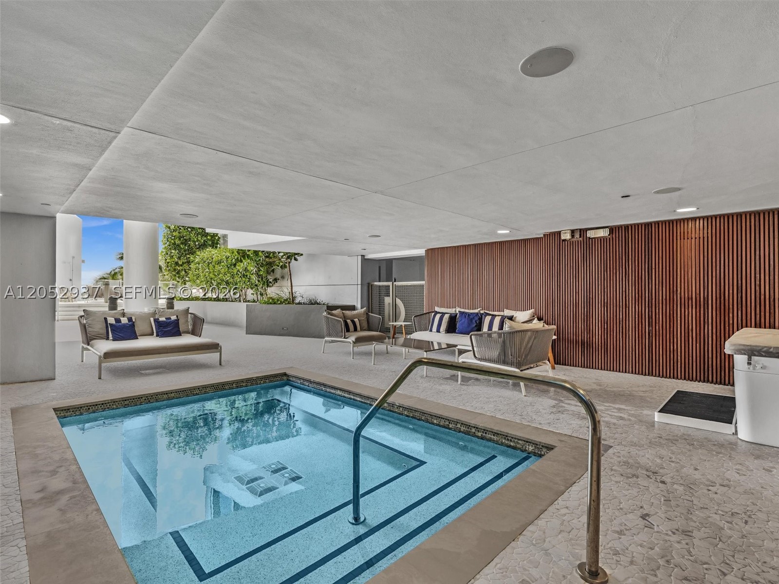 17001 Collins Ave #2106, Sunny Isles Beach FL 33160