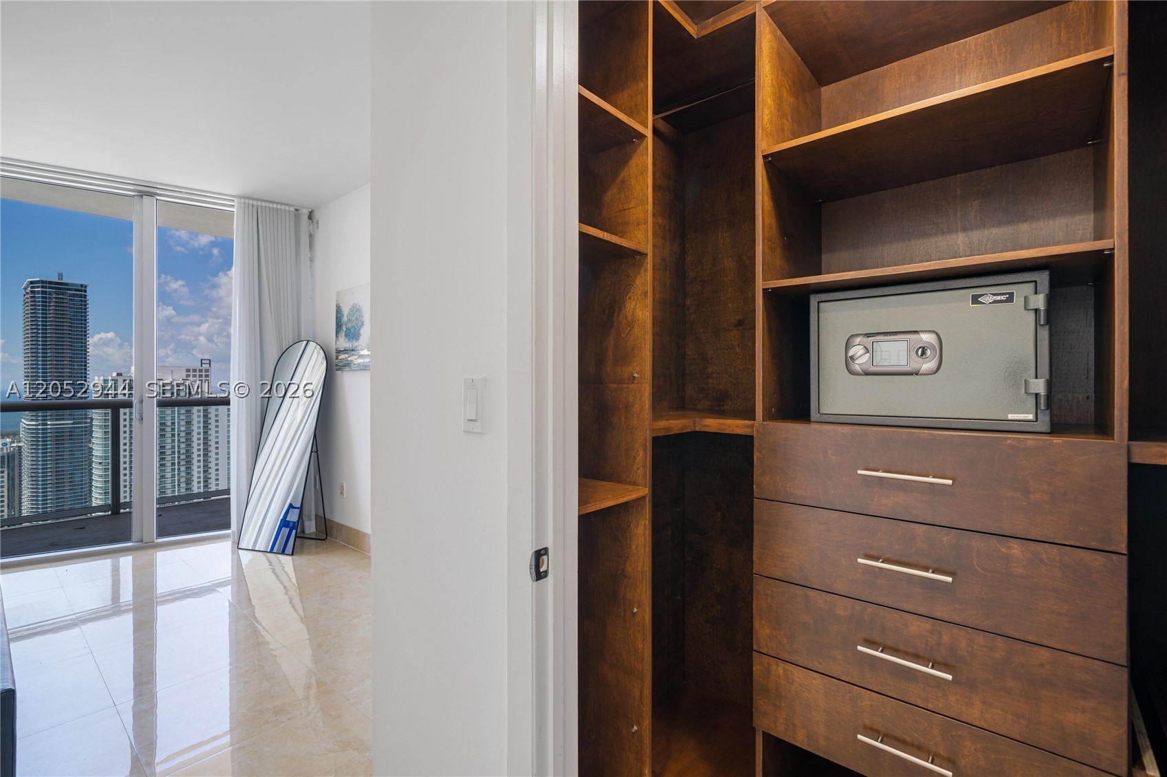 495 Brickell #5705, Miami FL 33131