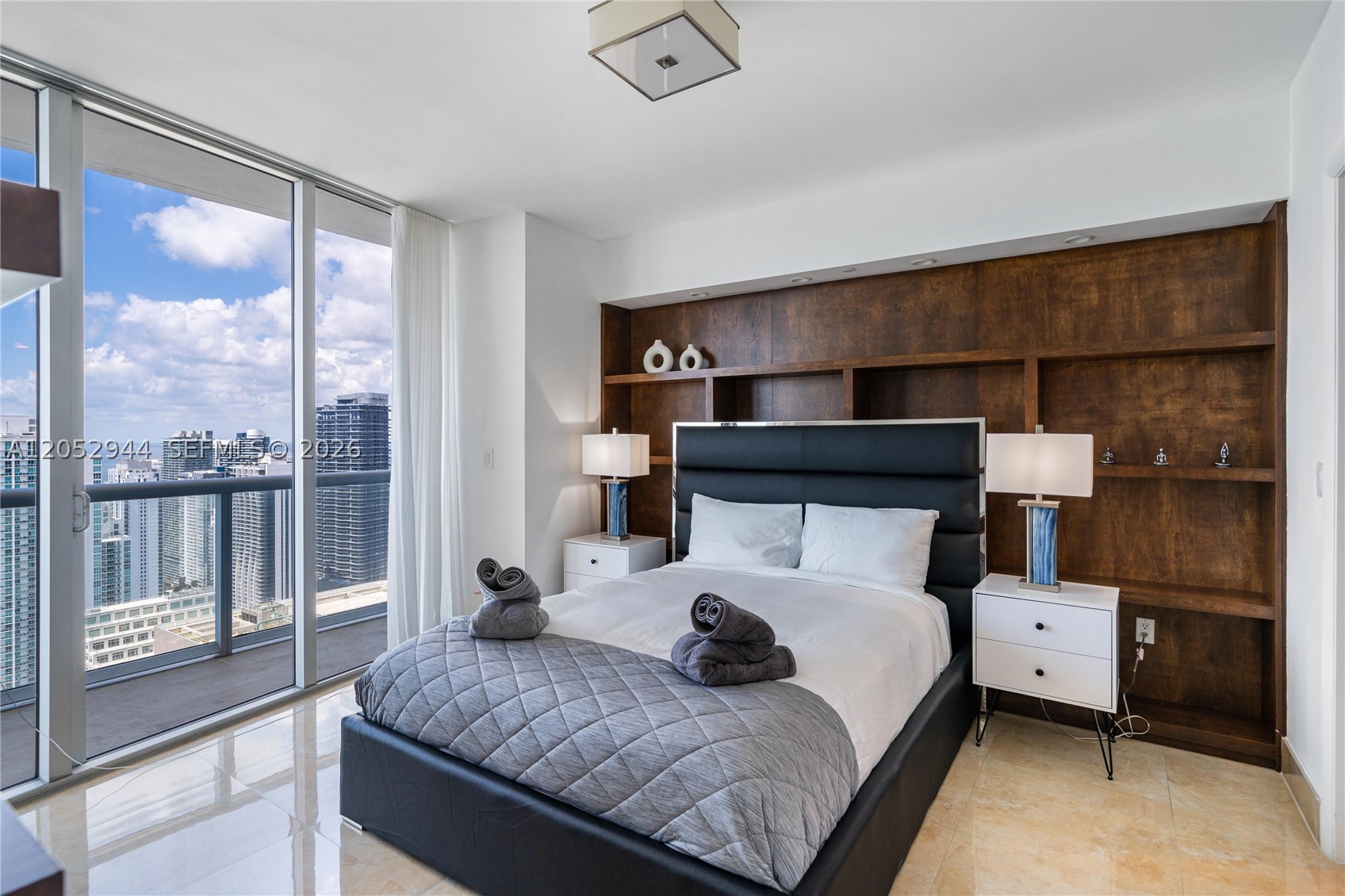 495 Brickell #5705, Miami FL 33131