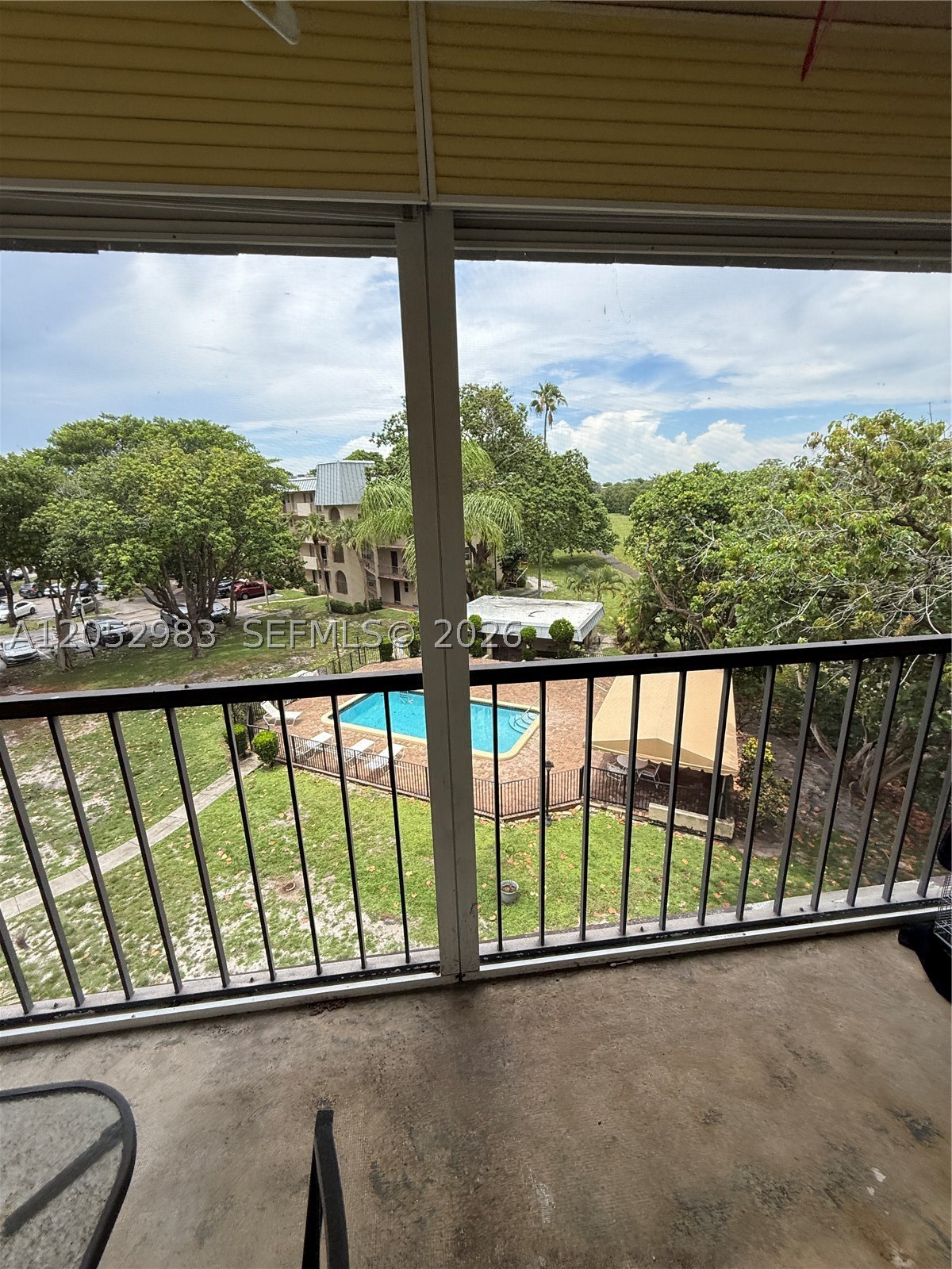 5961 N Falls Cir Dr #408, Lauderhill FL 33319