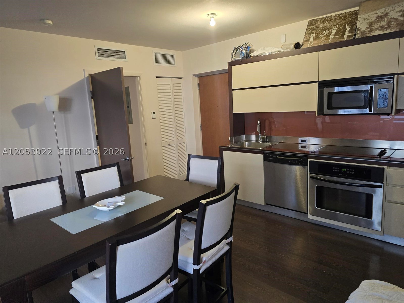 435 21st St #209, Miami Beach FL 33139