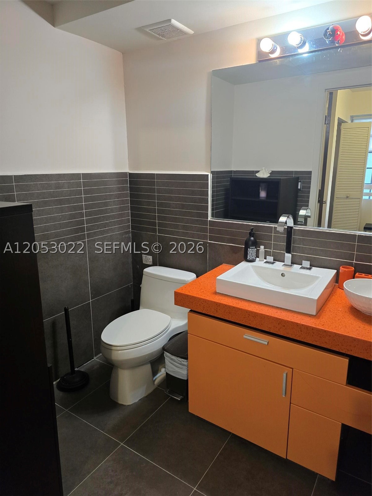 435 21st St #209, Miami Beach FL 33139
