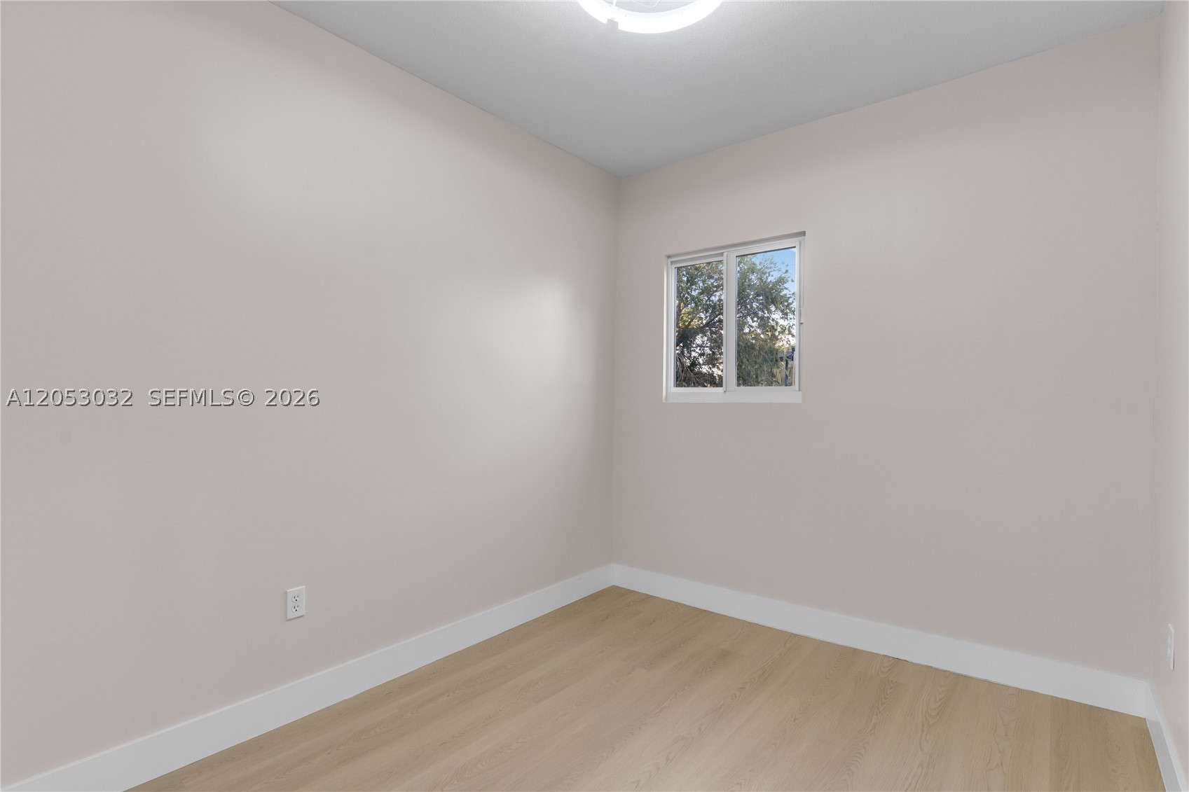 559 NW 2nd St, Florida City FL 33034