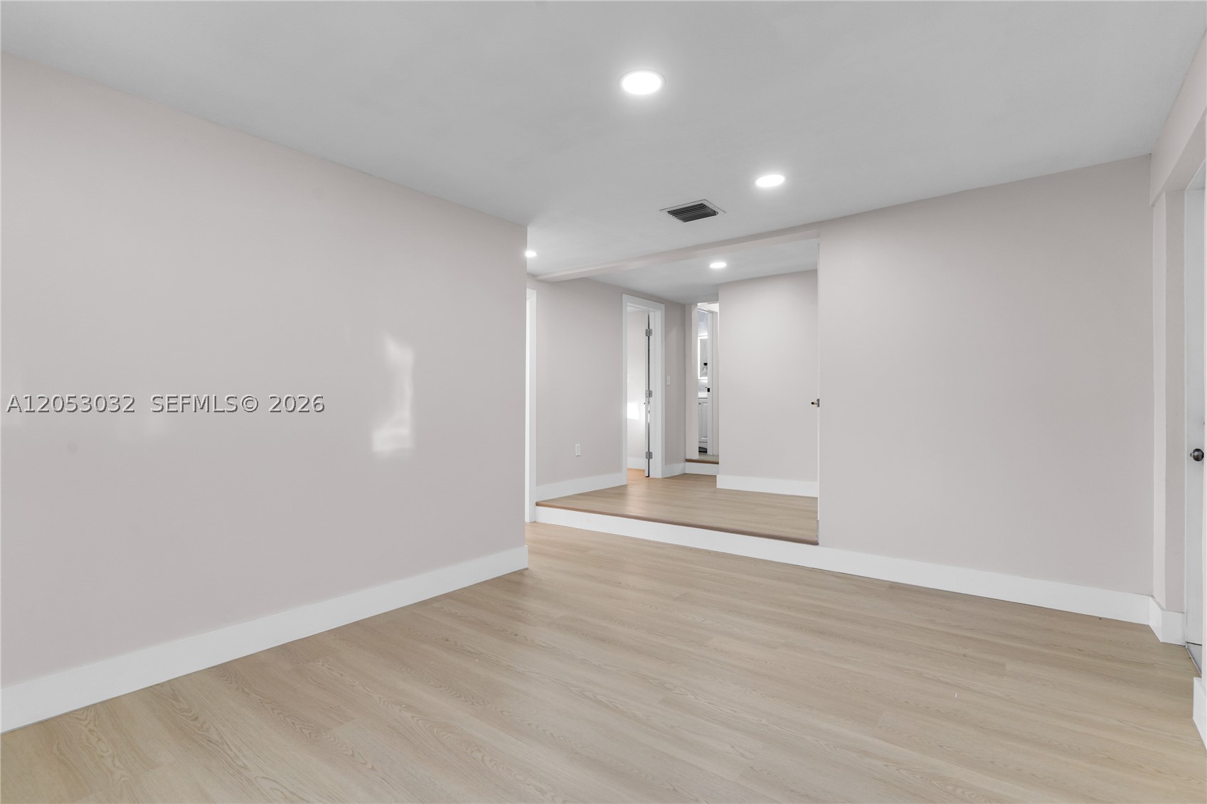 559 NW 2nd St, Florida City FL 33034