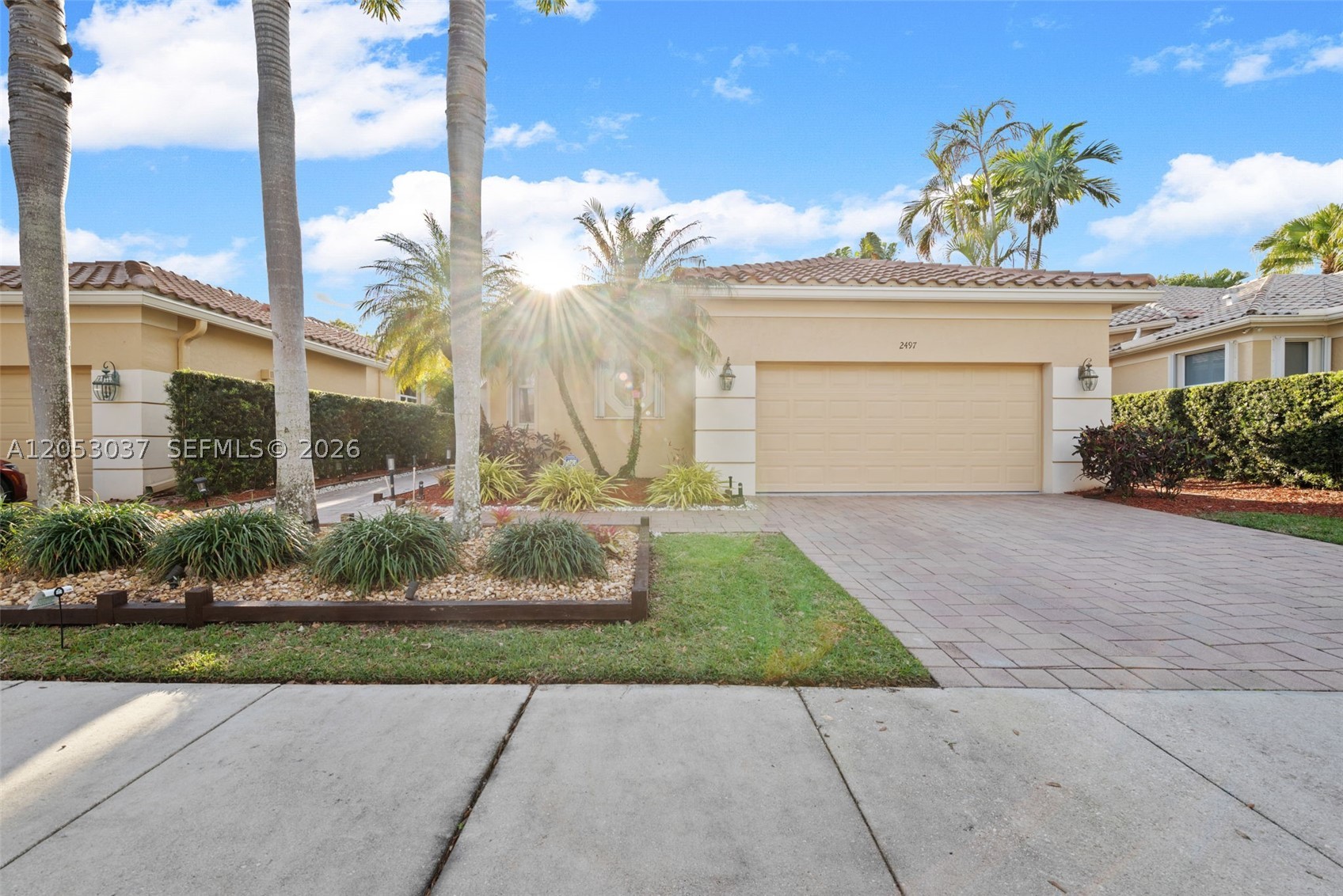 2497 Bay Isle Dr, Weston FL 33327