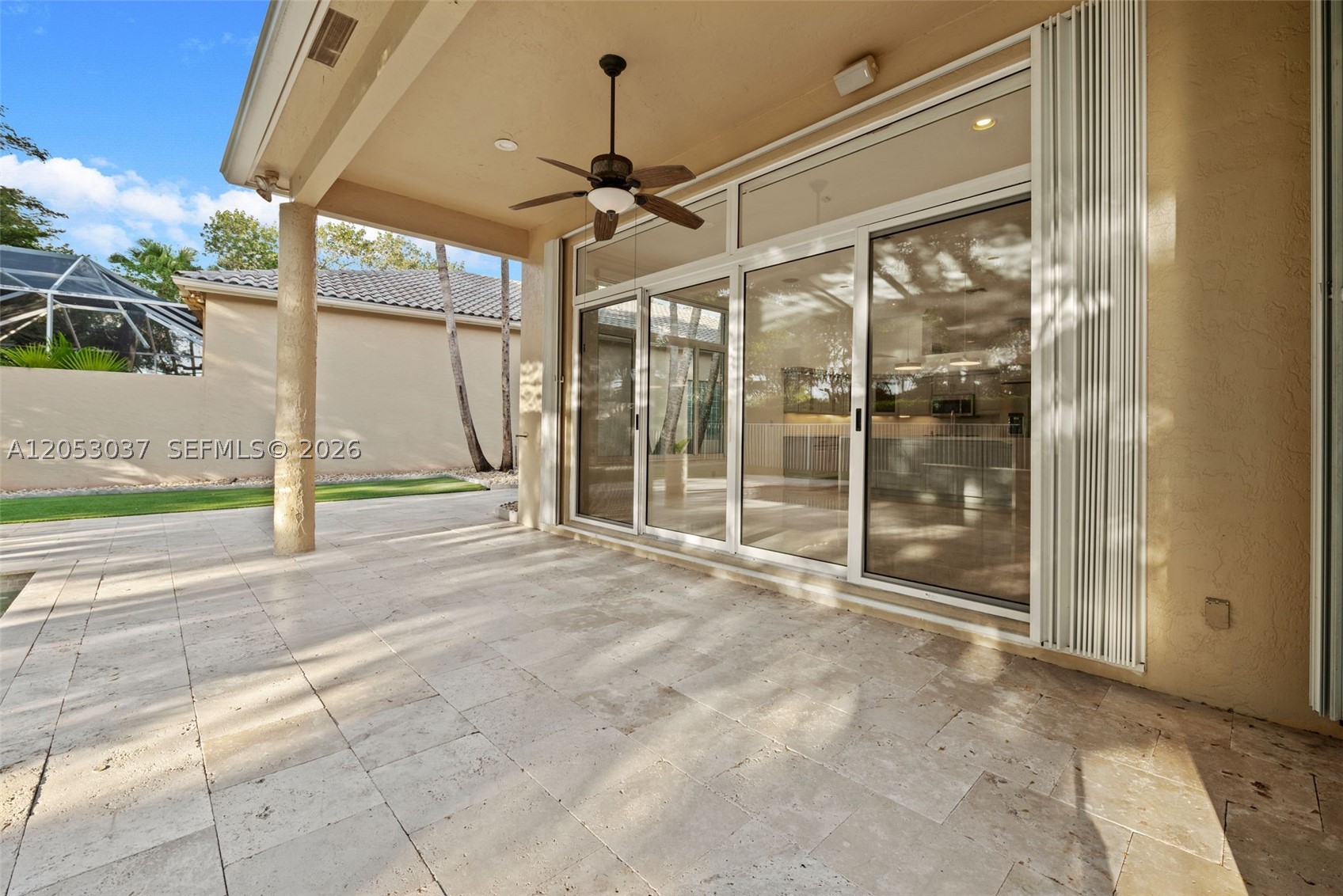 2497 Bay Isle Dr, Weston FL 33327