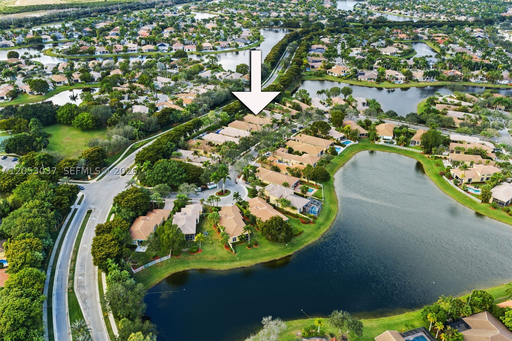 2497 Bay Isle Dr, Weston FL 33327