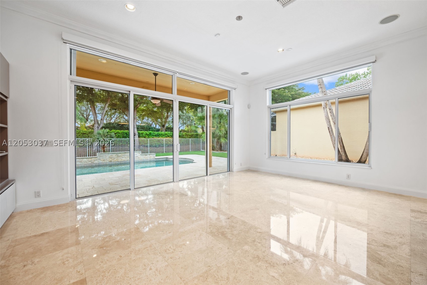 2497 Bay Isle Dr, Weston FL 33327