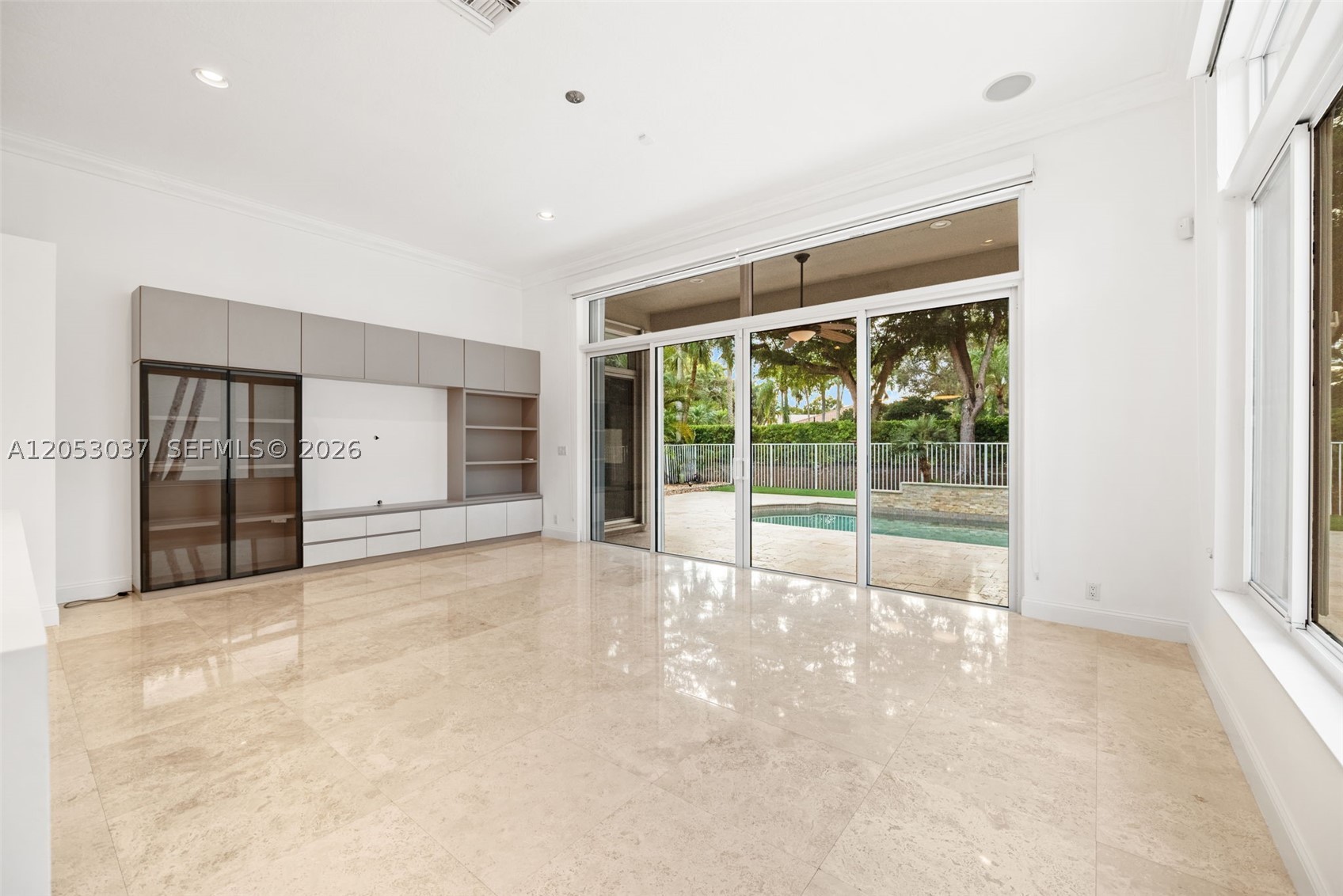 2497 Bay Isle Dr, Weston FL 33327