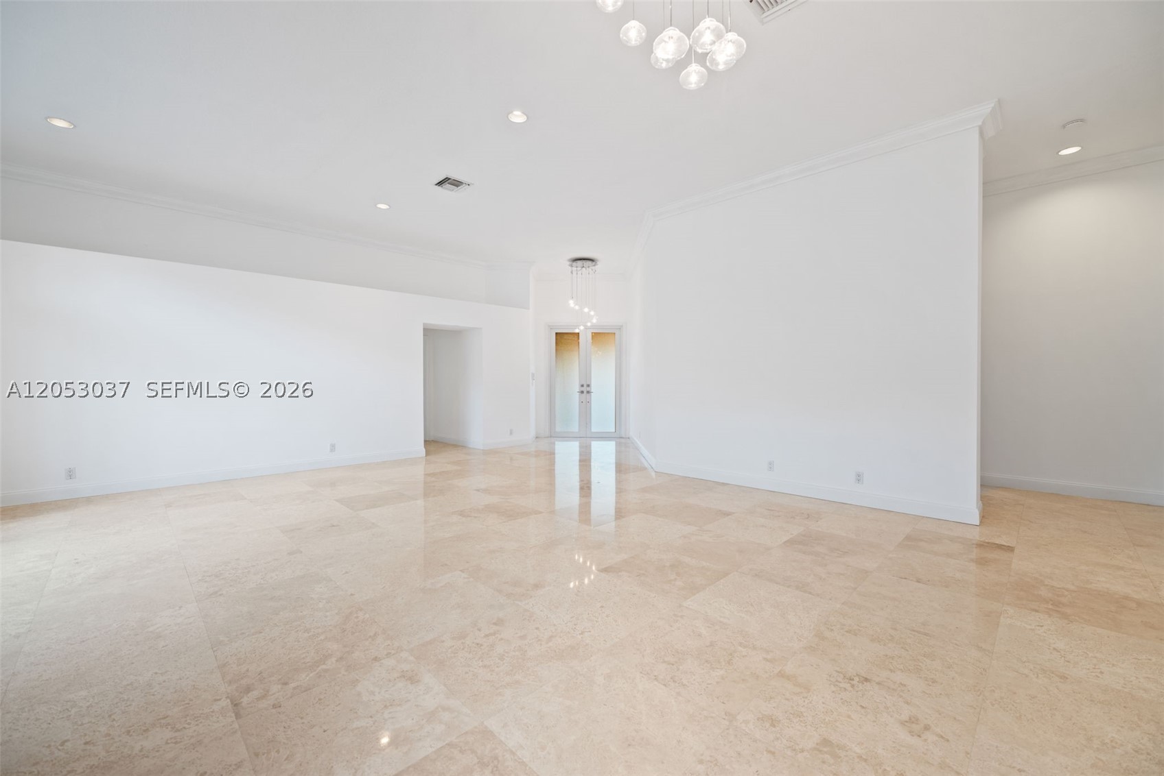 2497 Bay Isle Dr, Weston FL 33327