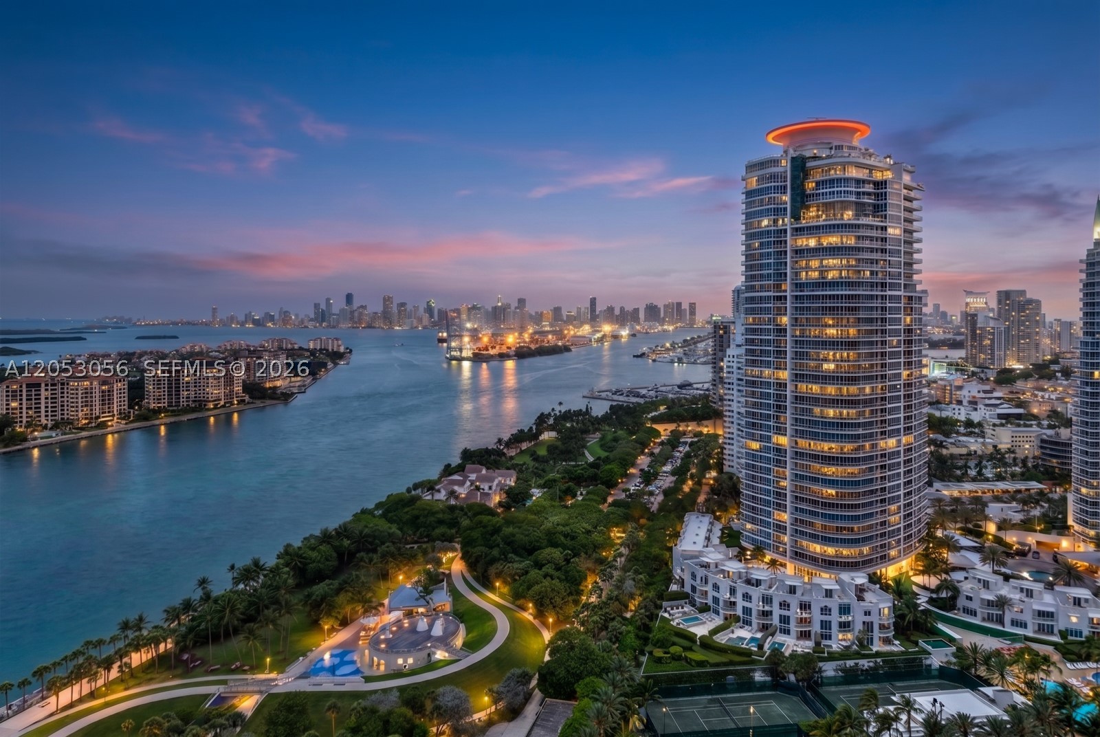 100 S Pointe Dr #2905, Miami Beach FL 33139