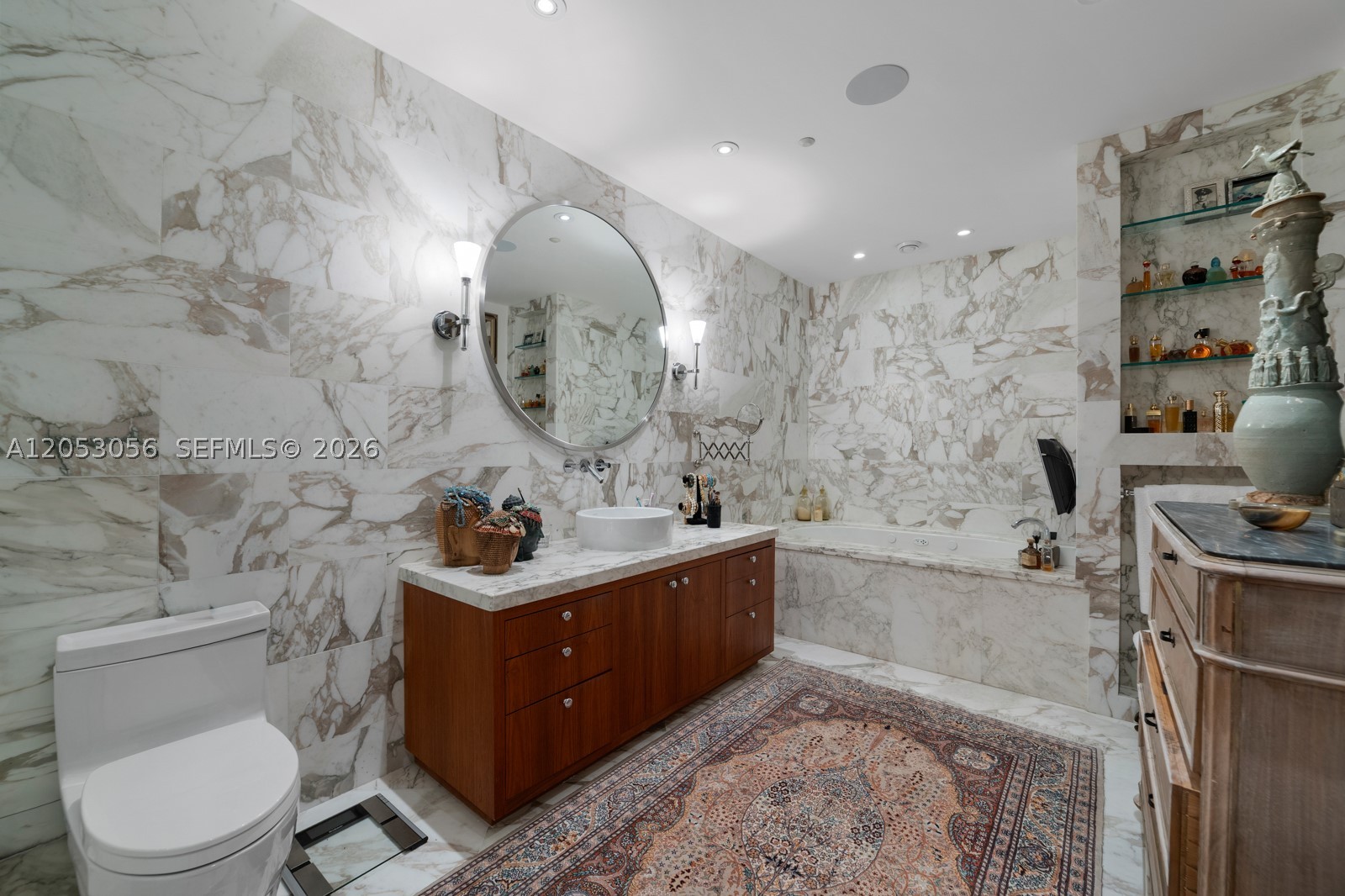 100 S Pointe Dr #2905, Miami Beach FL 33139