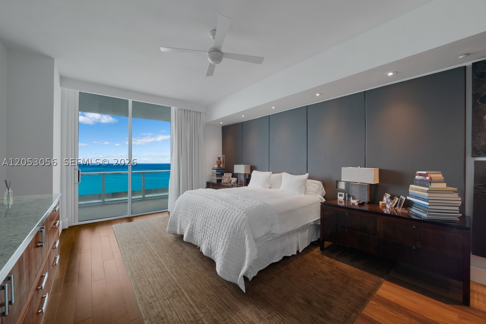 100 S Pointe Dr #2905, Miami Beach FL 33139