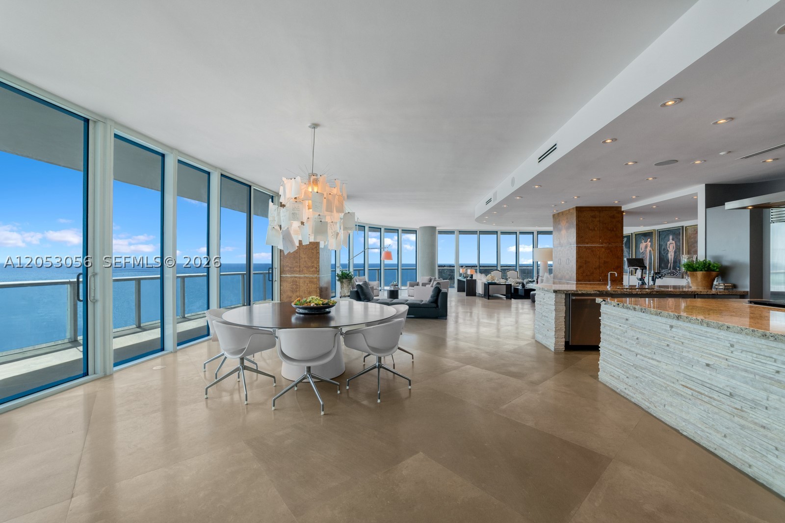 100 S Pointe Dr #2905, Miami Beach FL 33139