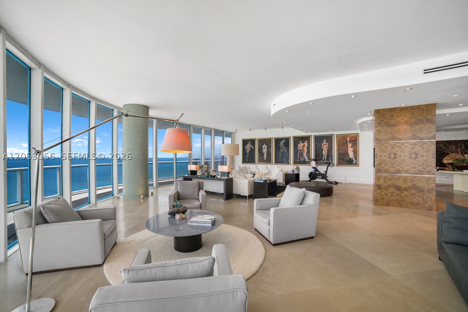 100 S Pointe Dr #2905, Miami Beach FL 33139