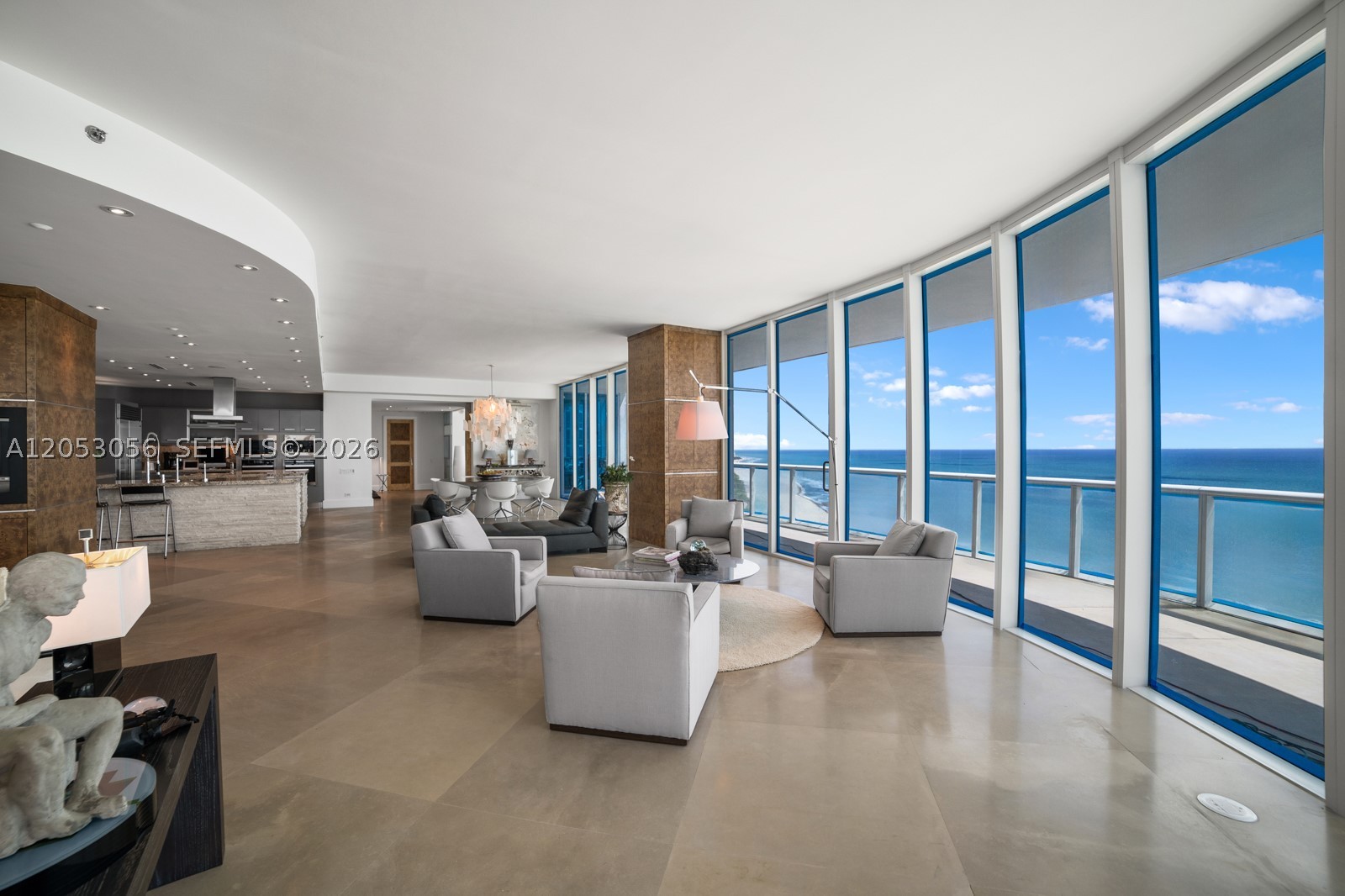 100 S Pointe Dr #2905, Miami Beach FL 33139