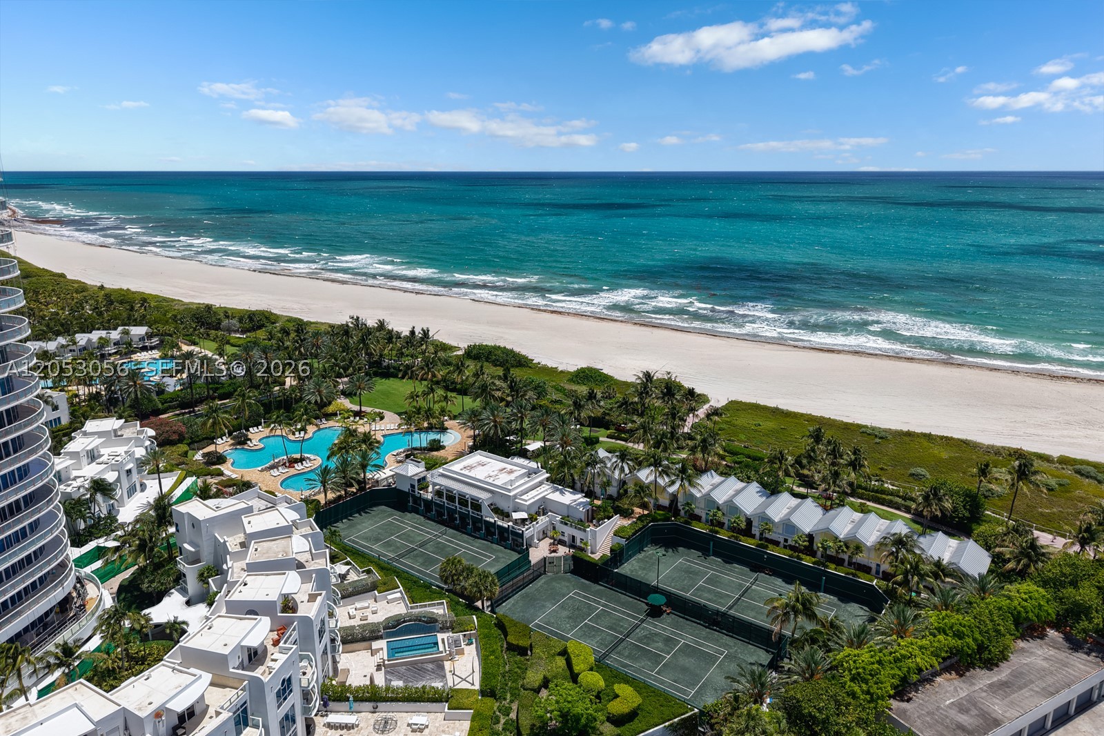 100 S Pointe Dr #2905, Miami Beach FL 33139