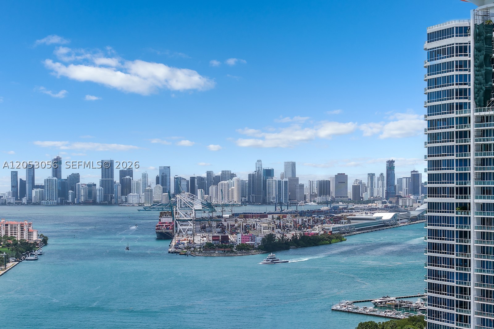 100 S Pointe Dr #2905, Miami Beach FL 33139