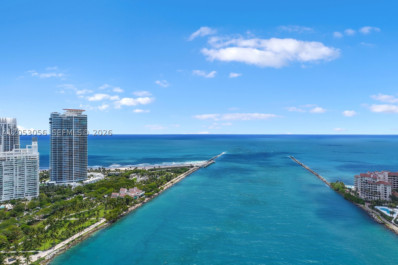 100 S Pointe Dr #2905, Miami Beach FL 33139