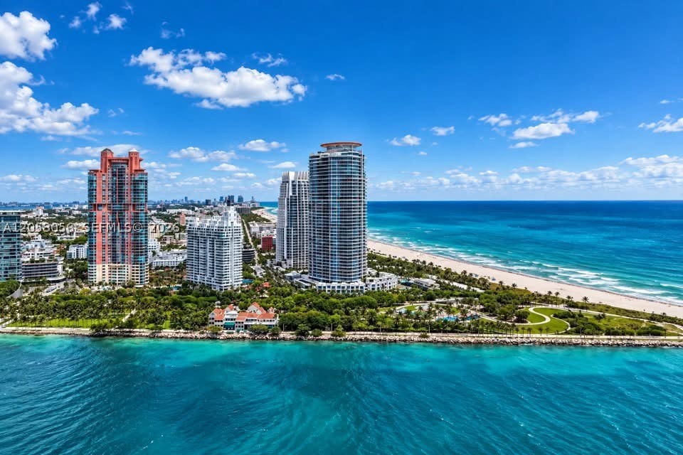 100 S Pointe Dr #2905, Miami Beach FL 33139
