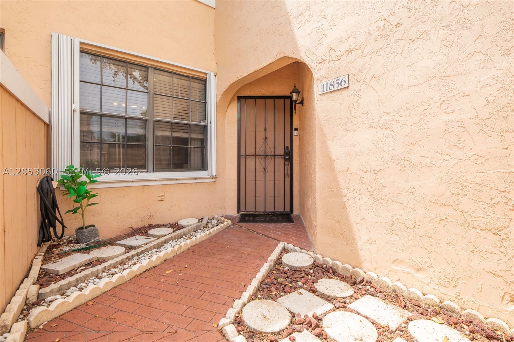 11856 NW 11th St #11856, Pembroke Pines FL 33026