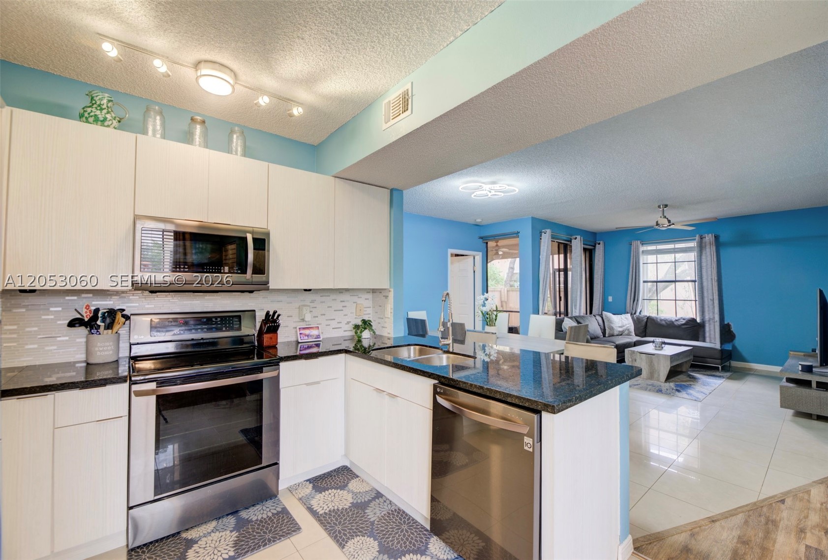 11856 NW 11th St #11856, Pembroke Pines FL 33026